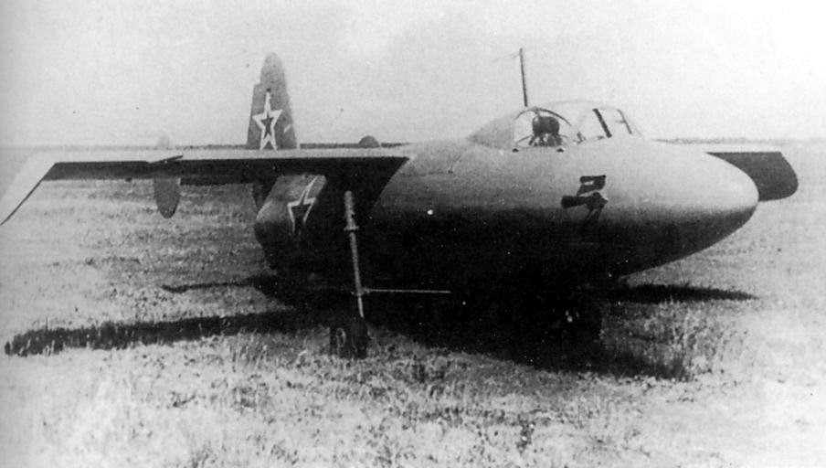 Florov 4302 n&deg;1 avec un train d'atterrissage &agrave; roue