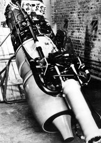 Un BMW 003R, une version sp&eacute;ciale &eacute;quip&eacute;e d'un moteur-fus&eacute;e