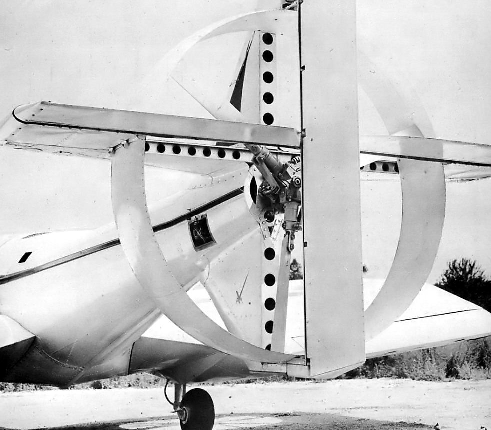 L'h&eacute;lice arri&egrave;re du Vanguard 2C