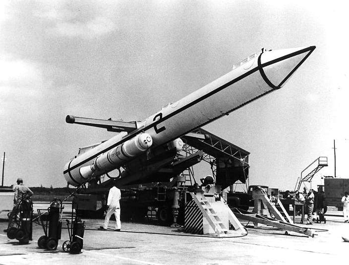 un des missiles factices test&eacute;s en 1952