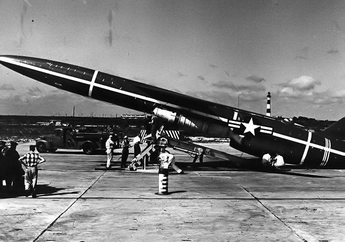 Pr&eacute;paration du tir d'un N-69 A ou B en 1954