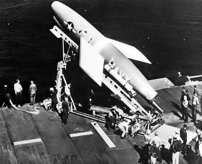 Tir d'un SSM-N-8A du USS Hancock