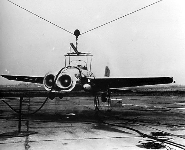 Un des premiers essais au sol sous filin et avec les trains courts