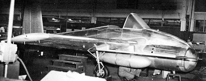 Le X-14 en construction