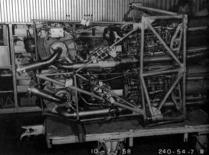 Vue de la structure d'installation du XLR-11 dans le X-15