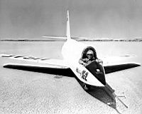 Le Bell X-2  avec Peter Everest aux commandes