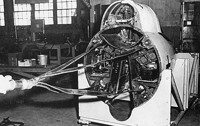 Section avant &eacute;jectable du X-2