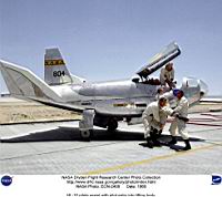 Les pilotes du HL-10 : Gentry, Hoag, Manke et Dana