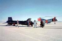 Le X-5 sur le lac sal&eacute;