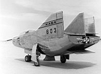 Apr&egrave;s le crash, le M2F2 est reconstruit pour devenir le M2F3. la visibilit&eacute; vers l’avant diminue, mais le cockpit est tr&egrave;s d&eacute;gag&eacute; (pas de montants sur la bulle). L’appareil am&eacute;liore sa stabilit&eacute; gr&acirc;ce &agrave; une troisi&egrave;me d&eacute;rive et des ailerons l&eacute;g&egrave;rement recul&eacute;s. Les marques ext&eacute;rieures de reconstruction sont visibles.