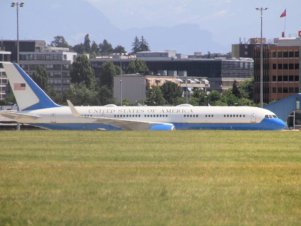 G7 Evian 2026 12 : USA_Boeing VC_32A_IMG_1104
