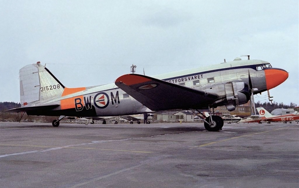 Douglas C-47A Dakota norvégien