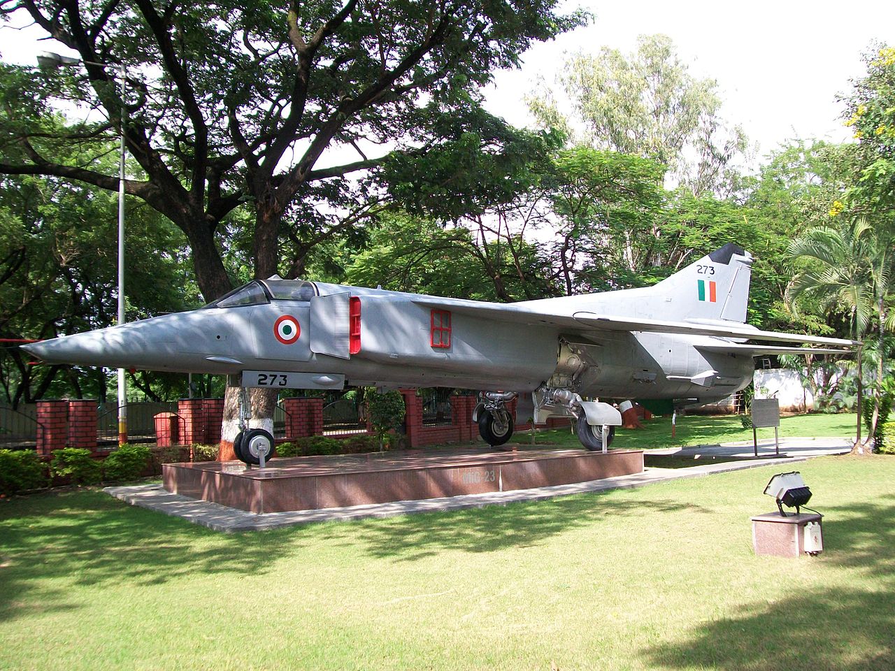 Mikoyan-Gourevitch MiG-23BN indien