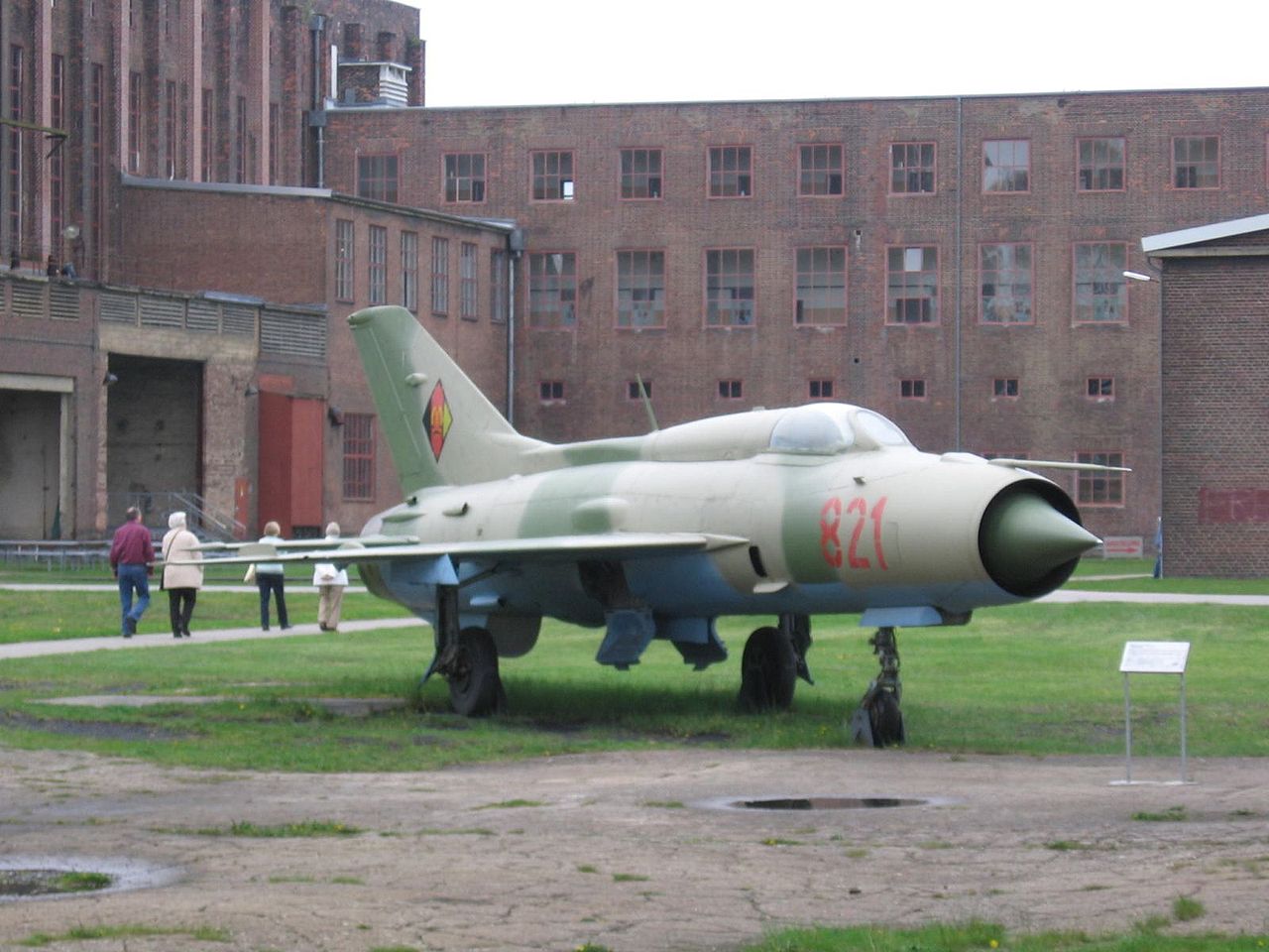 Mikoyan-Gourevitch MiG-21PF est-allemand