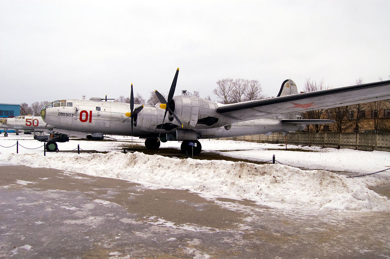 Tupolev Tu-4 Bull sous la neige à Monino