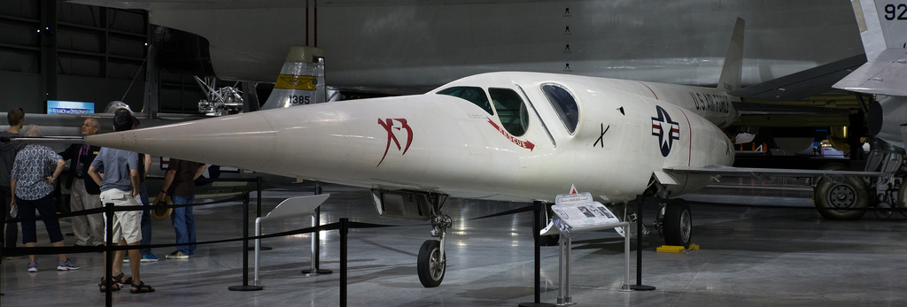 Douglas X-3 Stiletto exposé vu de l'avant