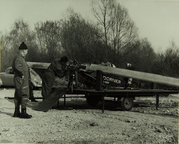 Dornier Do 32 en cours de pliage