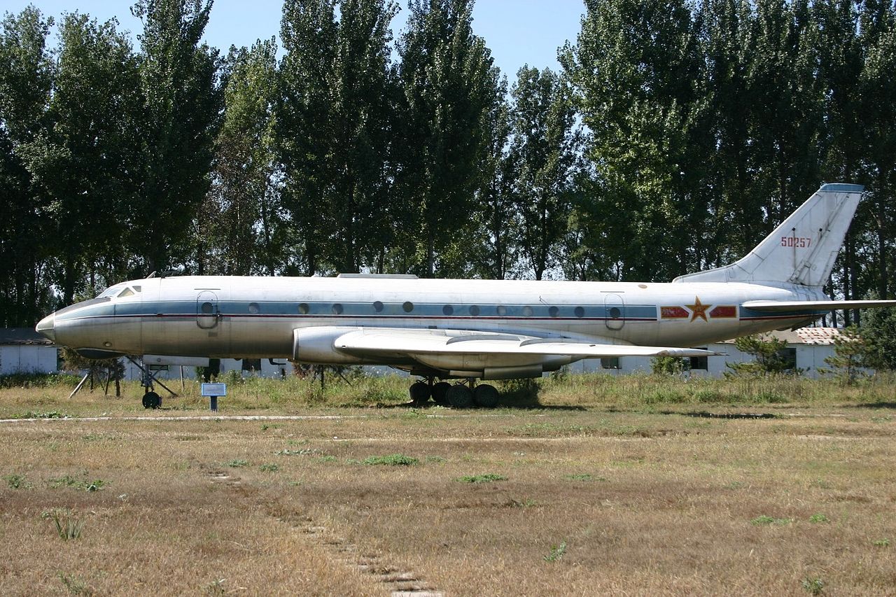 Tupolev Tu-124 Cookpot chinois