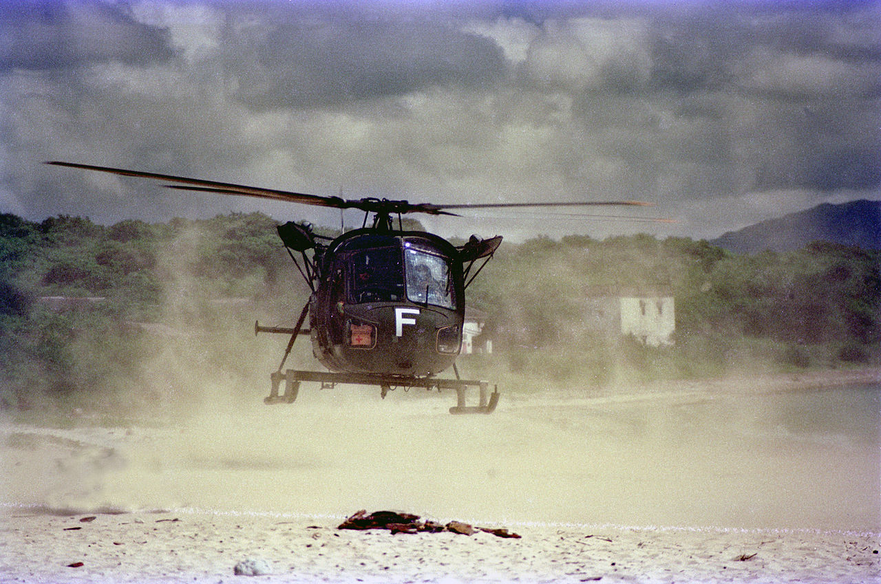 Westland Scout en vol vu de front