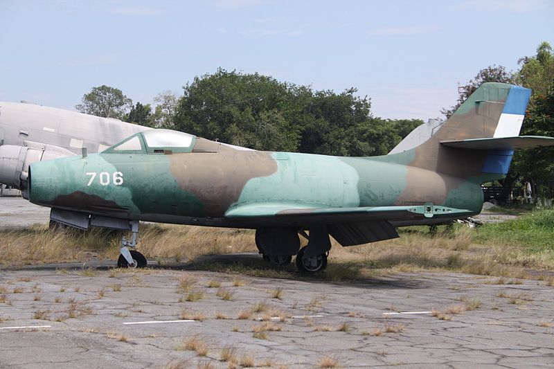 Dassault MD-450B Ouragan salvadorien exposé vu de profil