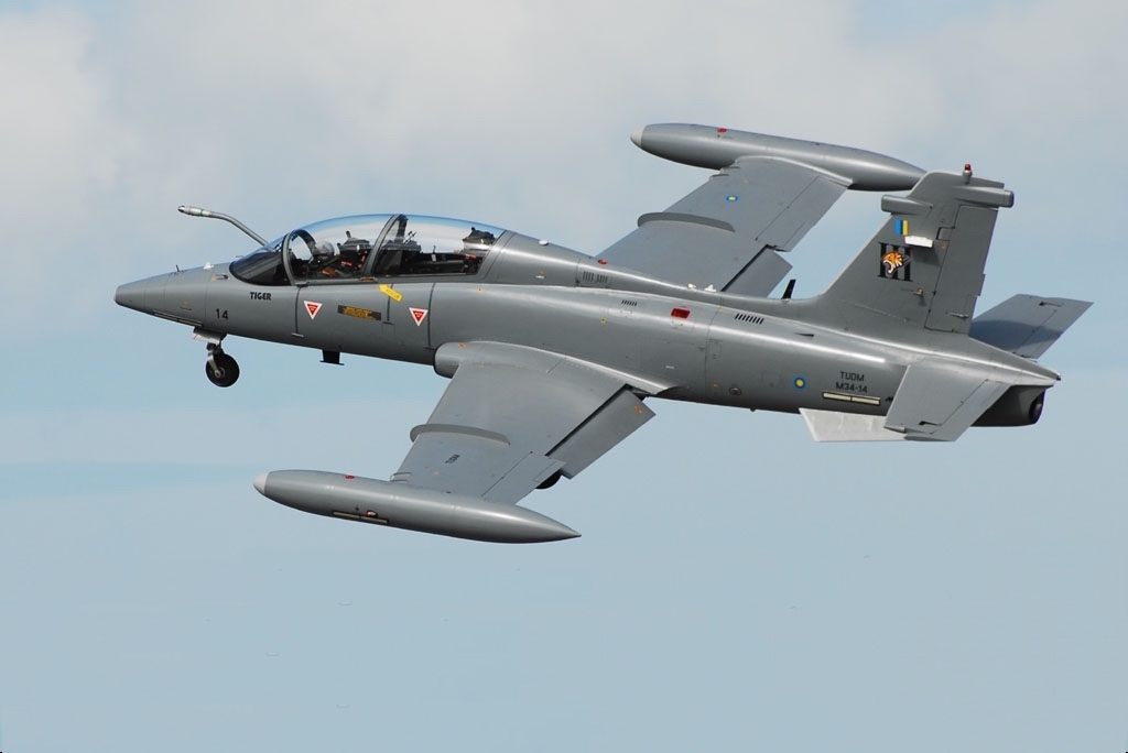 Aermacchi MB-339 Wikipedia | atelier-yuwa.ciao.jp