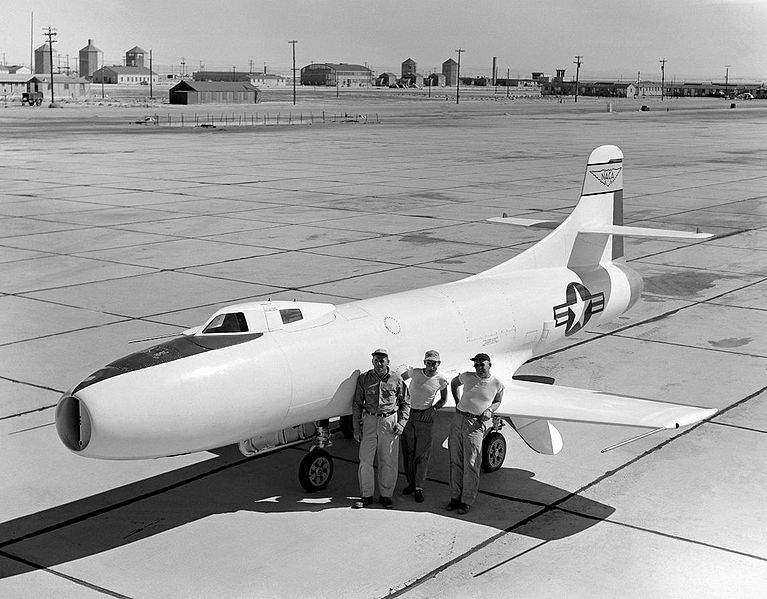 Douglas D-558-1 Skystreak au sol