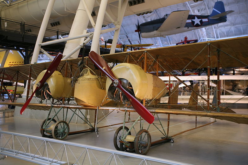 Caudron G.4 exposé