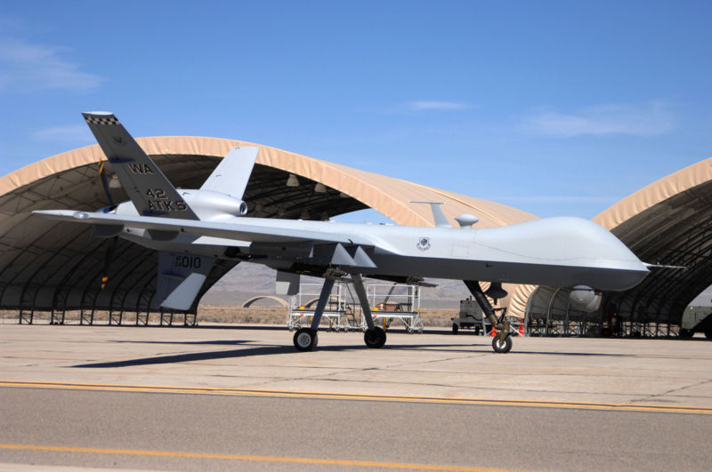 General Atomics MQ-9A Reaper de l'USAF au roulage