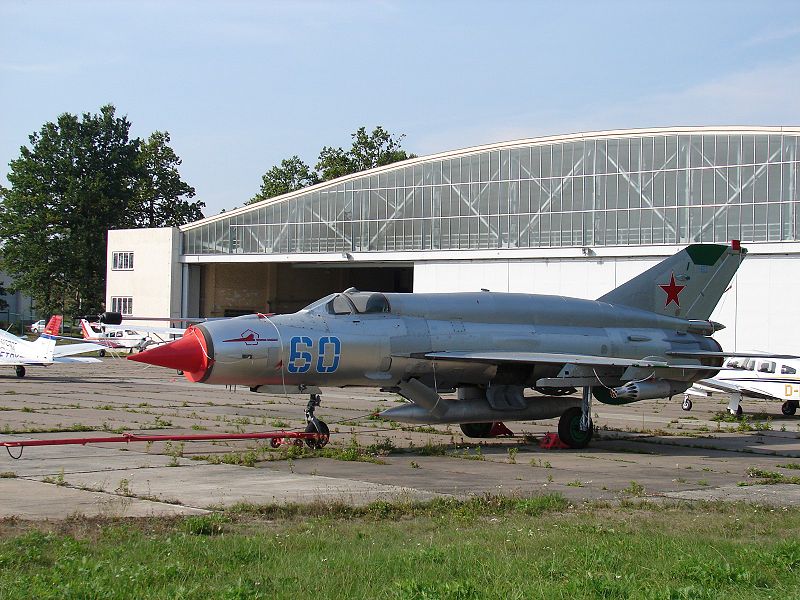 Mikoyan-Gourevitch MiG-21SMT soviétique