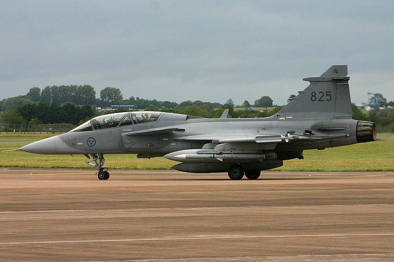 Saab JAS 39D Gripen suédois