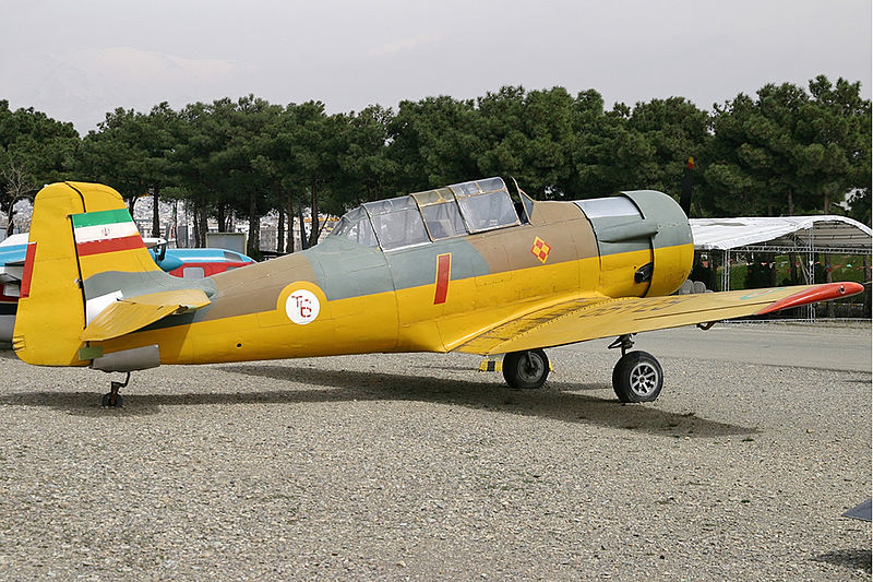 North American T-6G Texan iranien