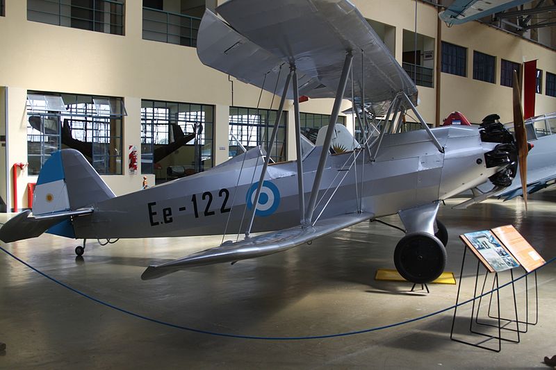 Focke-Wulf Fw 44J Stieglitz argentin exposé