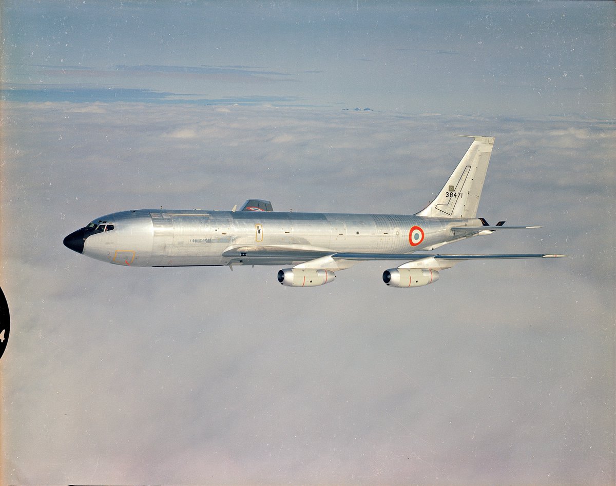 Boeing C-135F Stratolifter français