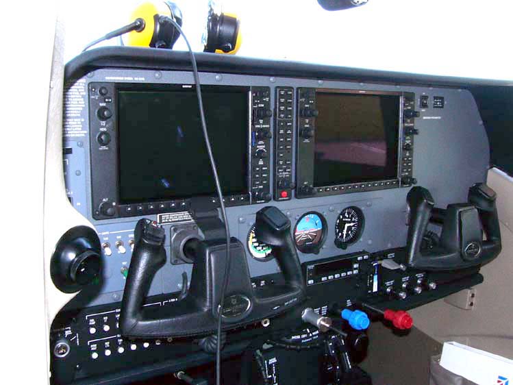 Cessna T206H Stationair - Cockpit