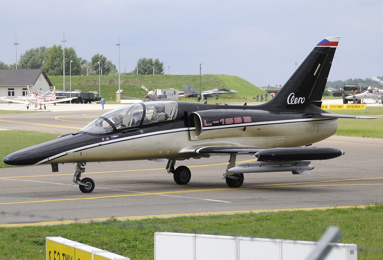 Aero L-159B au roulage