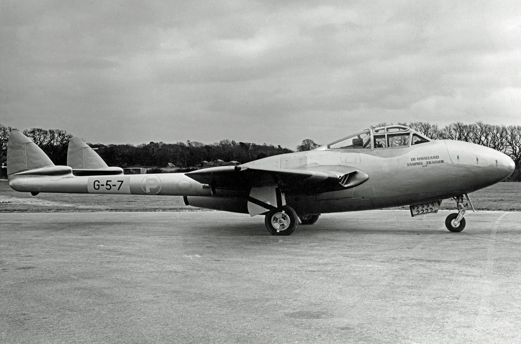 De Havilland DH-115 Vampire Trainer - Prototype