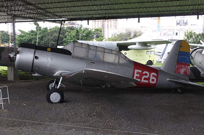 Vultee BT-13 Valiant (BT-15) venezuelien