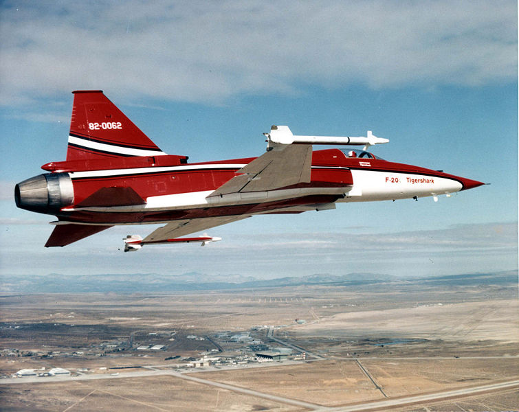 Northrop F-20 Tigershark en livrée rouge et blanche