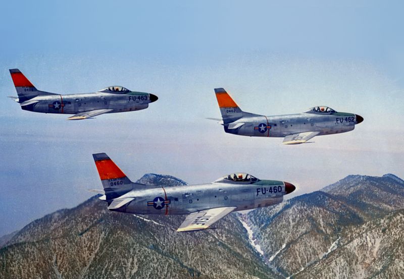 North American F-86D Sabre de l'USAF en formation