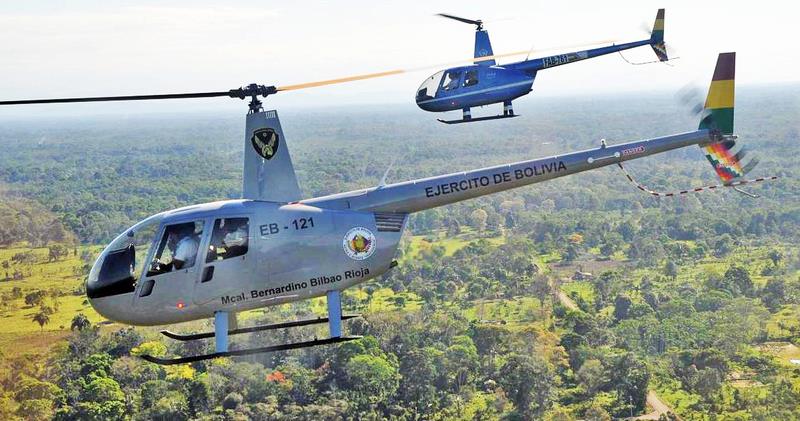 Robinson R44 de l'armée bolivienne