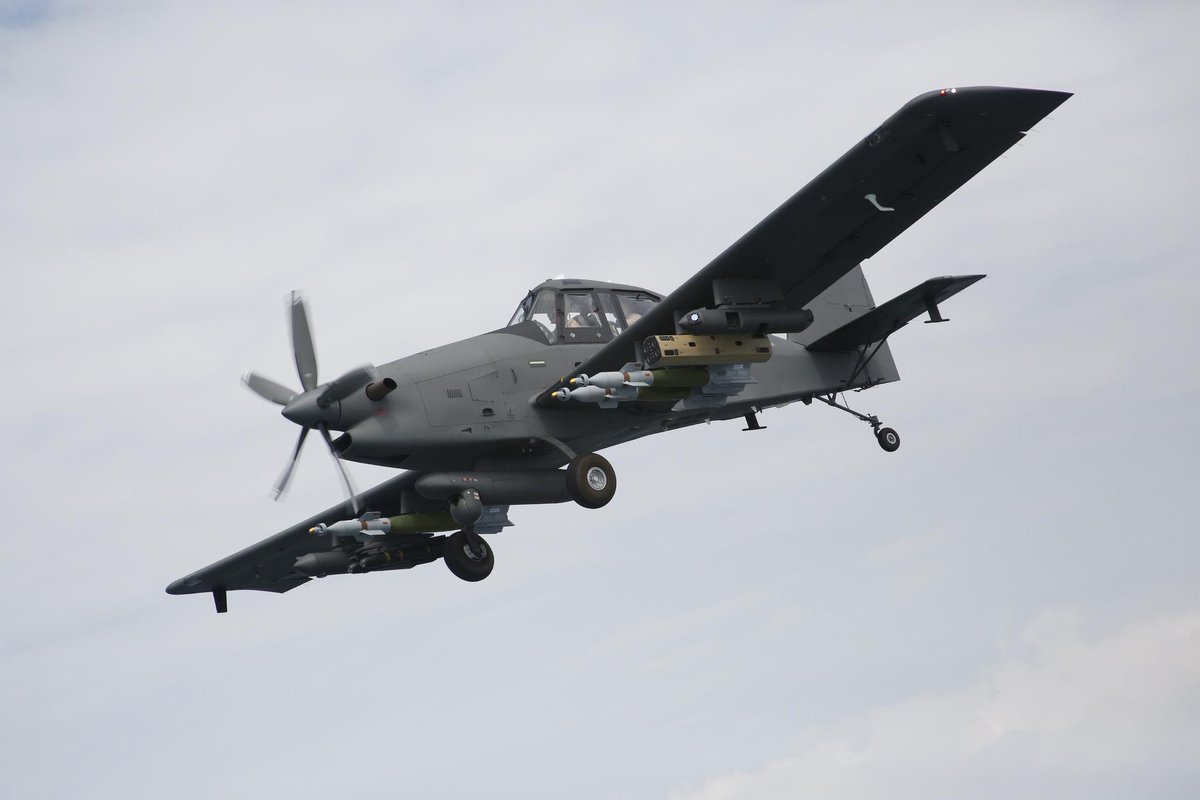 Air Tractor AT-802 (IOMAX Archangel) en vol