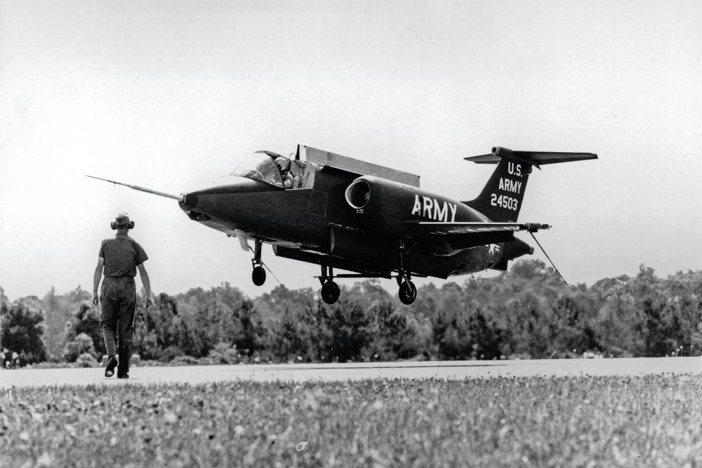 Lockheed XV-4A Hummingbird au décollage vu de l'avant