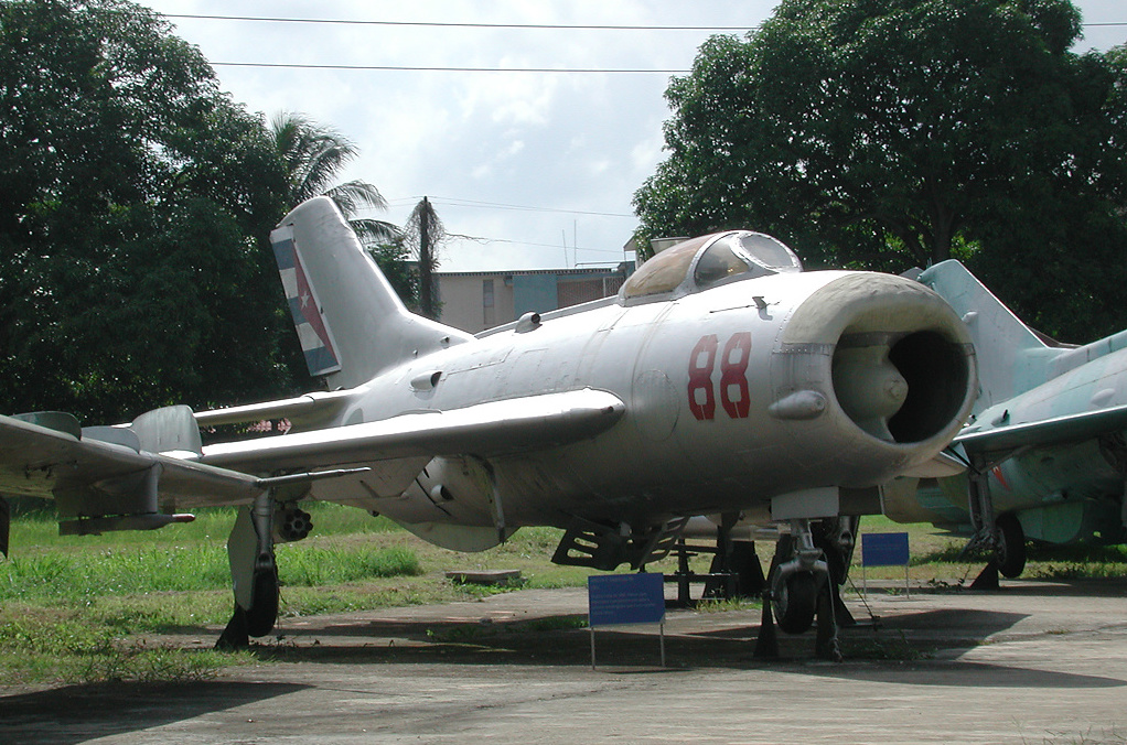 Mikoyan-Gourevitch MiG-19P cubain