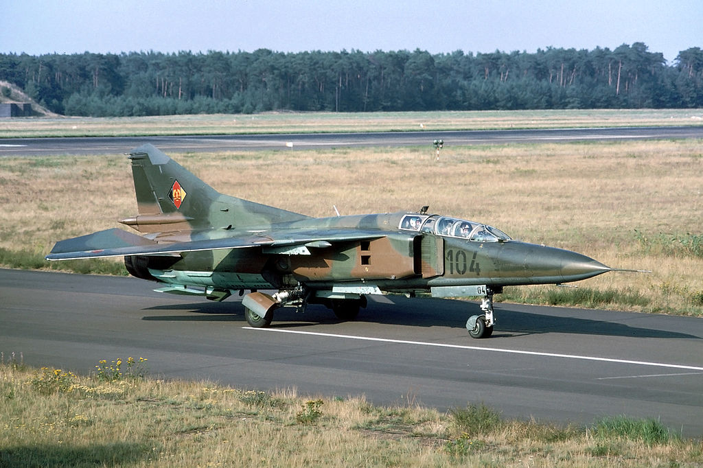 Mikoyan-Gourevitch MiG-23UB est-allemand