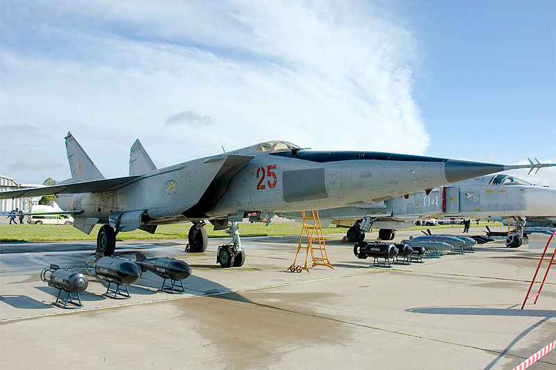 Mikoyan-Gourevitch MiG-25RBSh russe