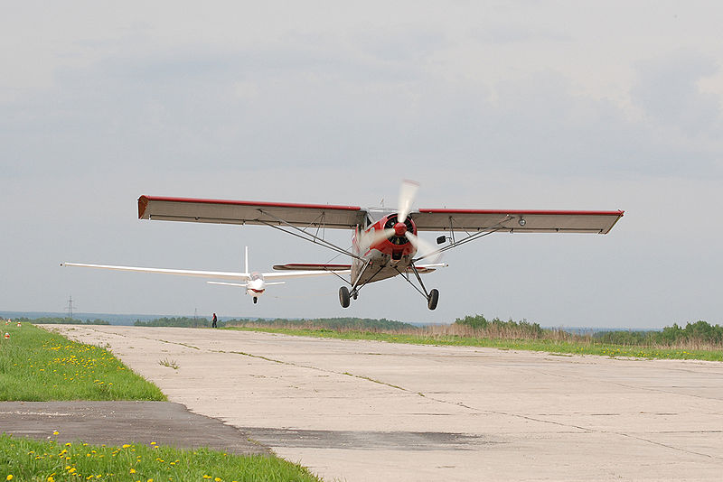 PZL-101A Gawron au décollage