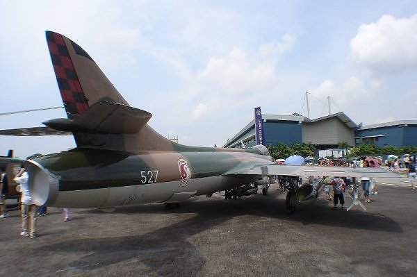 Hawker Hunter F.74 singapourien