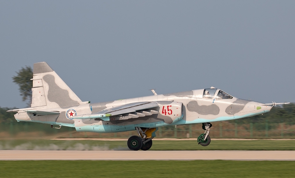 Sukhoï Su-25K nord-coréen au décollage