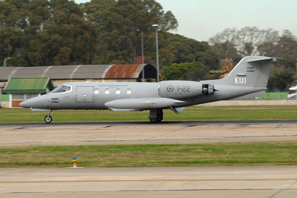 Learjet 35 argentin camouflé