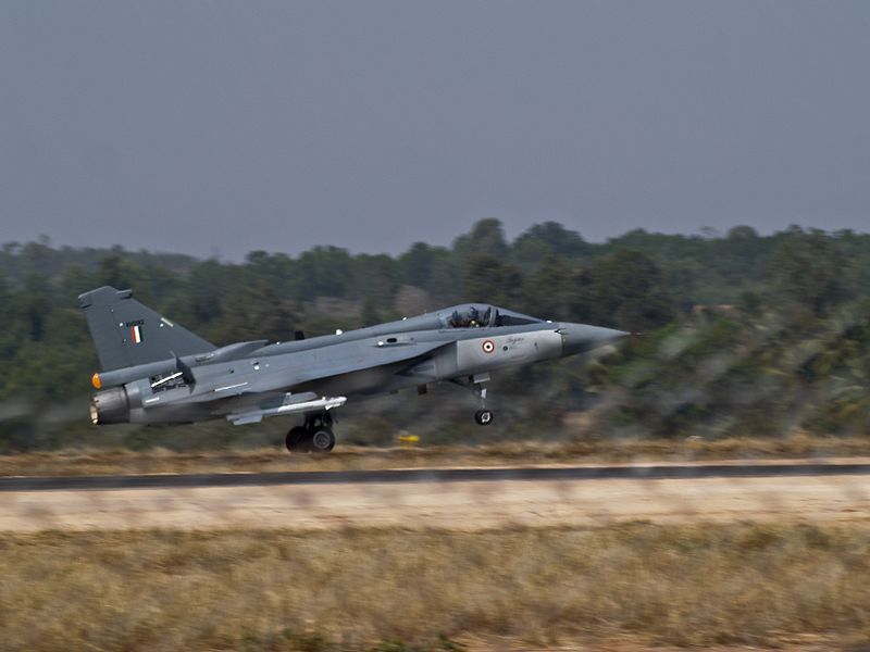 HAL Tejas au décollage en 2009